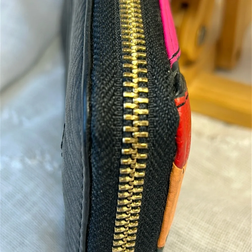 Fossil hardly used leather large wallet